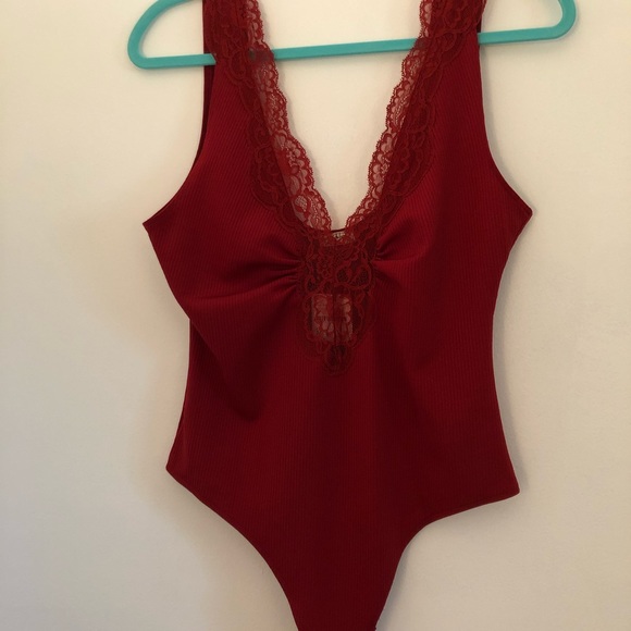 Free People NWT Body Suit Red with Lace Size M - Picture 15 of 16